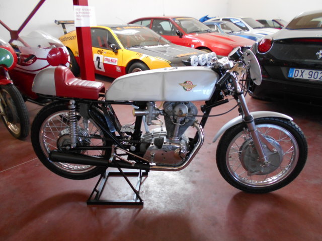 DUCATI 250 MACH 1 DESMO