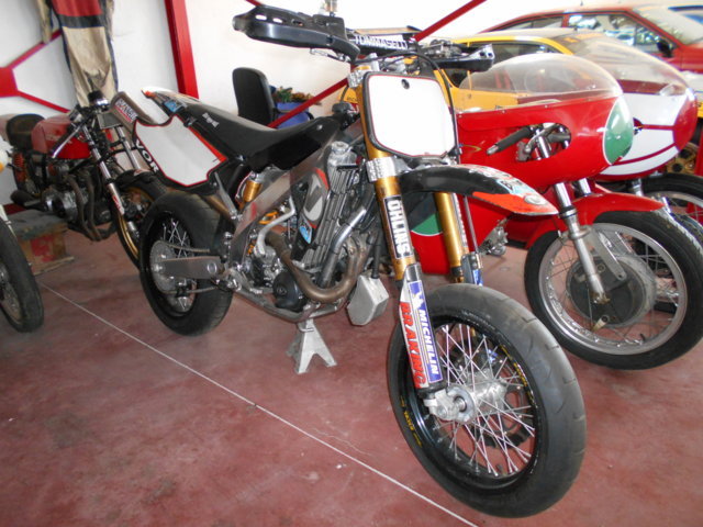 VOR 450 SUPERMOTARD